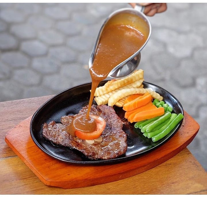 Pasadena Steak Tempat Makan Steak Murah di Surabaya